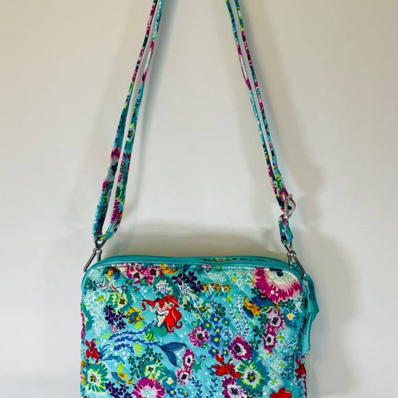 🌷Vera Bradley Ariel Floral Crossbody Bag Purse Little Mermaid Spring Break - Picture 3 of 6